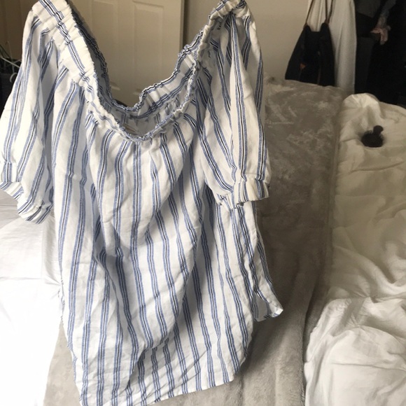 MICHEAL KORS off the should top - Picture 4 of 8